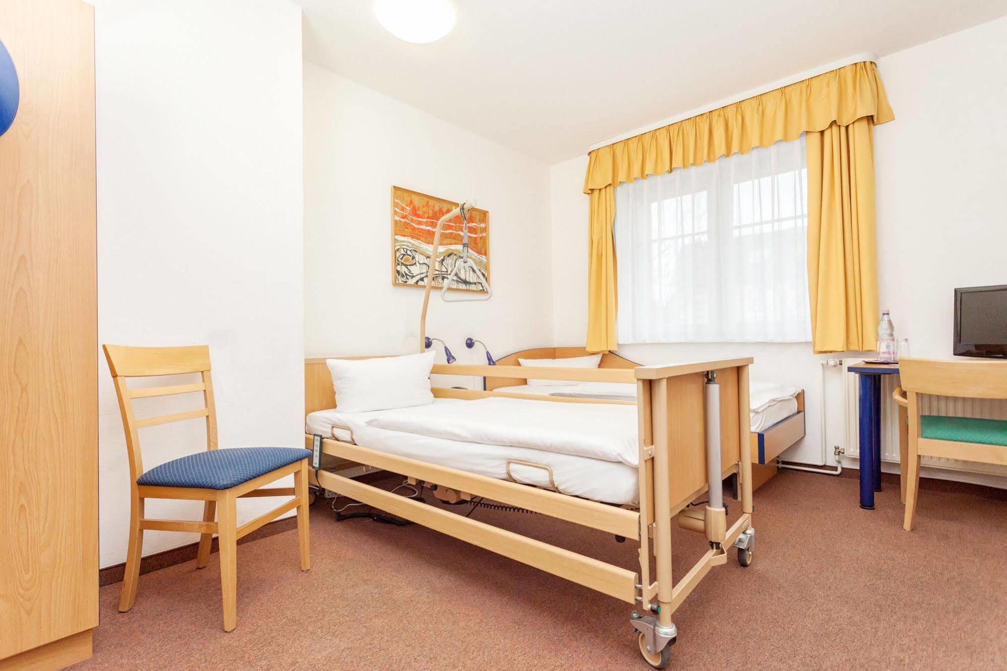 Hotel Mit-Mensch Βερολίνο Εξωτερικό φωτογραφία